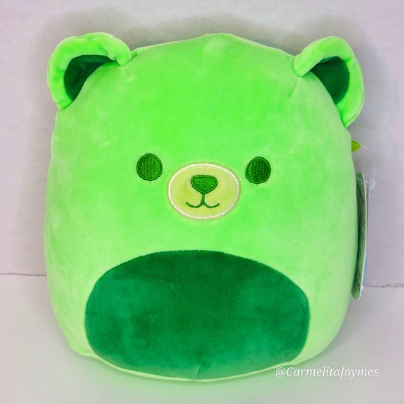 🇨🇦 GOBO 💚🐻 Green Gummy Bear CANADIAN AND BLACKLIGHT Squishmallow ☆ NWT ☆ - Picture 1 of 8